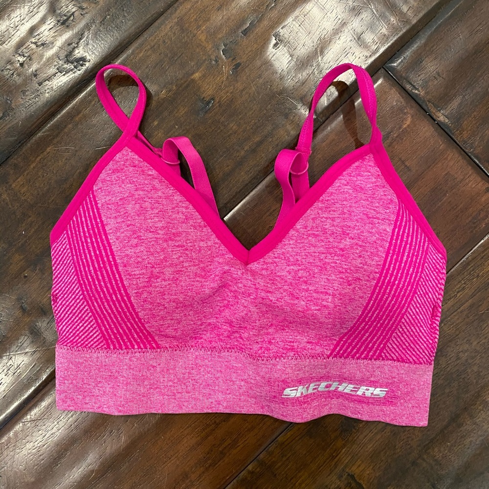 Pink NWOT Sketchers Juniors Small Sports Bra